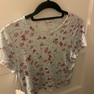NWT Aritzia Bliss Cropped T-Shirt